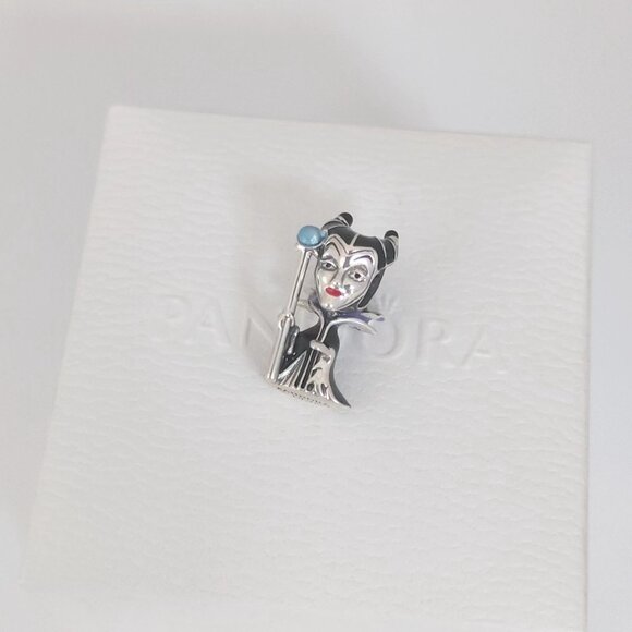 Pandora Villains Maleficent Charm with box - Picture 9 of 9